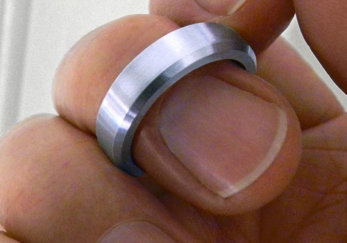 Which metal has highest price?